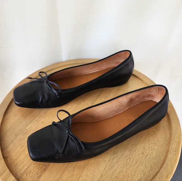M. Gemi The Danza Black Leather Ballet Flats - Picture 3 of 13